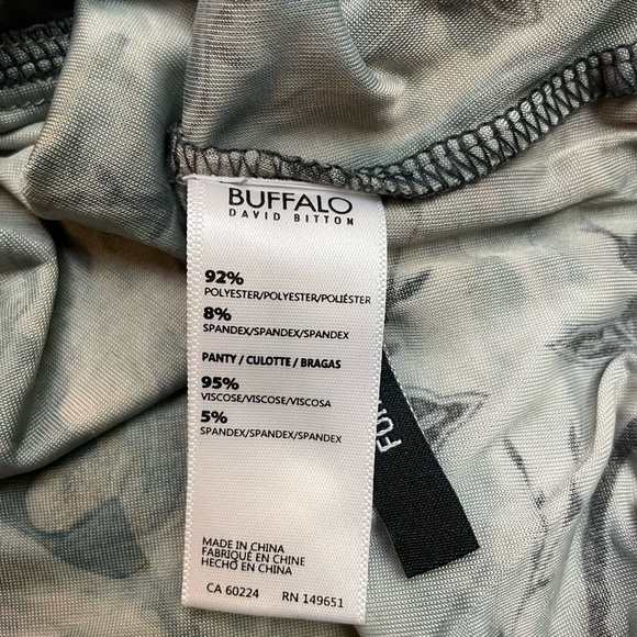 Buffalo The Buckle Velvet Floral Bodysuit - Picture 7 of 10